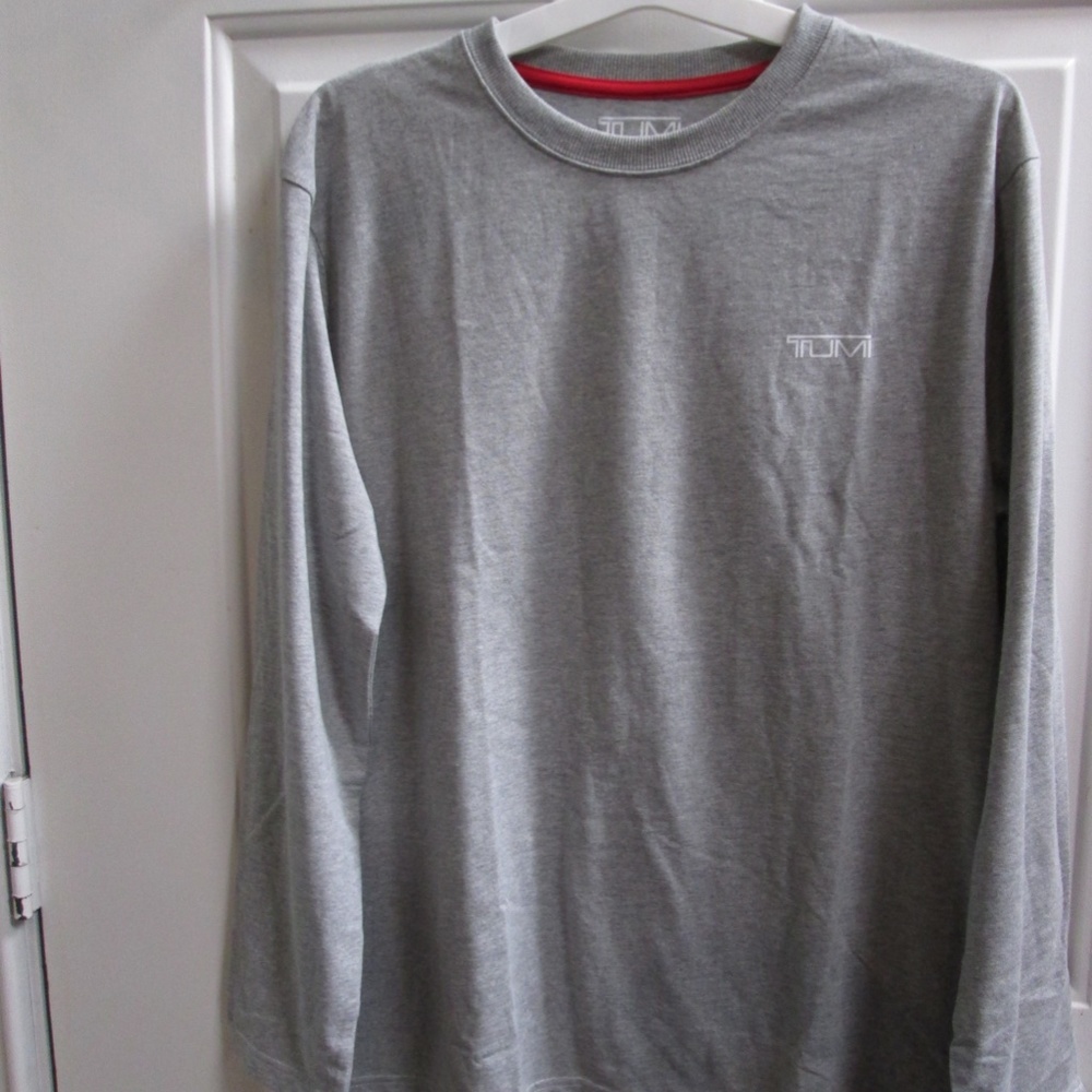 new TUMI in partnership w/AIR INDIA gray long sleeves Shirt Sz L